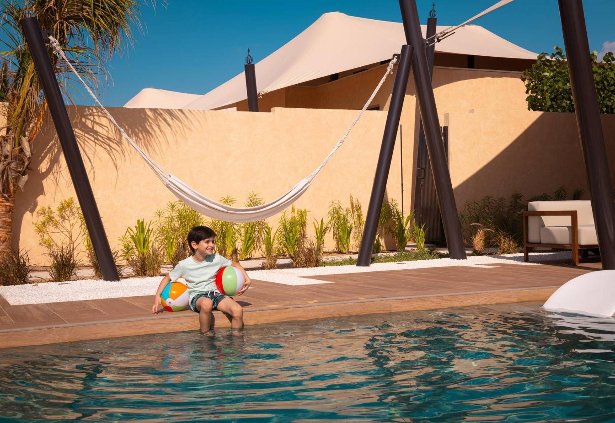 Bab Al Nojoum Hudayriyat Villas 阿布扎比 外观 照片