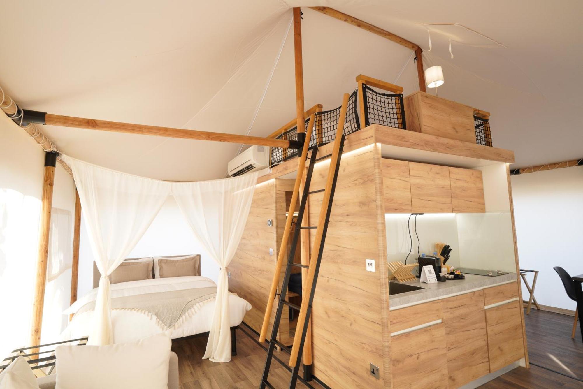 Bab Al Nojoum Hudayriyat Villas 阿布扎比 客房 照片